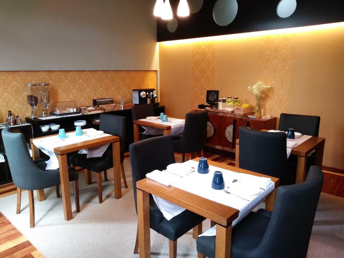 Gr Suites Porto Bagian luar foto