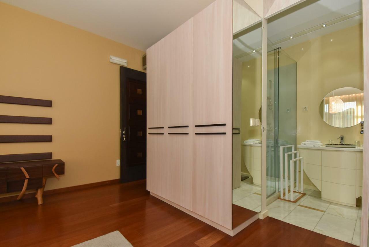 Gr Suites Porto Bagian luar foto