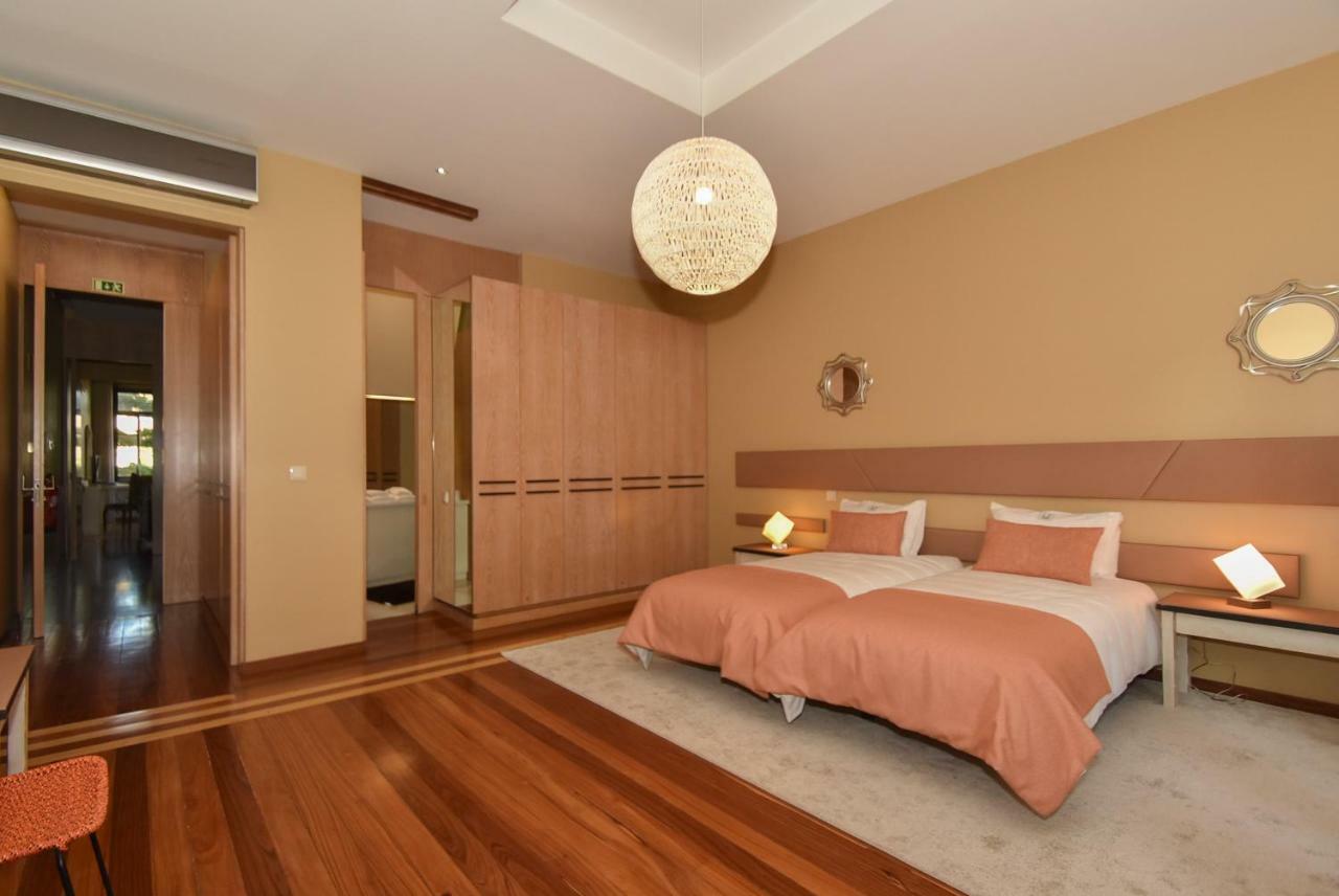 Gr Suites Porto Bagian luar foto