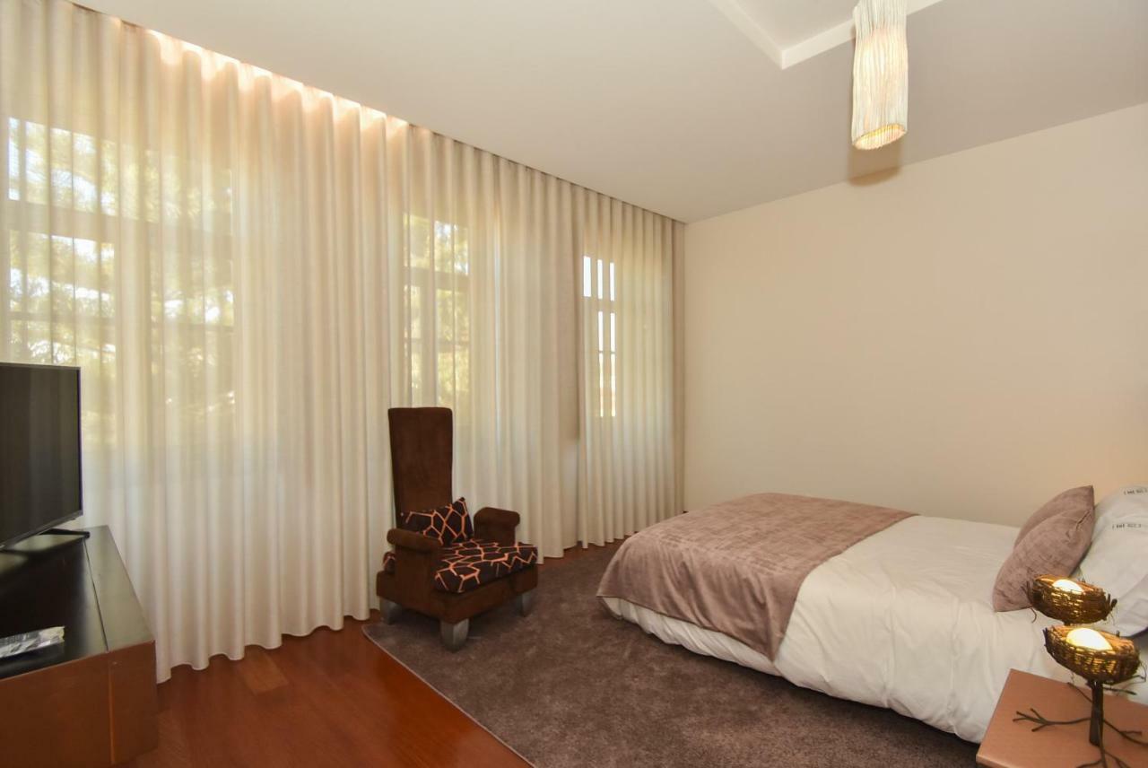 Gr Suites Porto Bagian luar foto