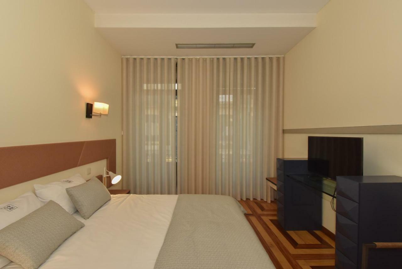 Gr Suites Porto Bagian luar foto